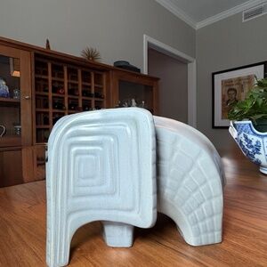 RARE 11" JONATHAN ADLER Menagerie ELEPHANT Figurine - Stoneware GRAY - RETIRED